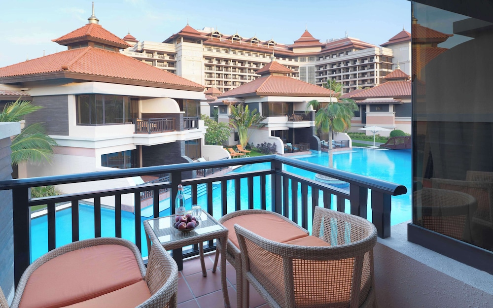 Anantara The Palm Dubai Resort — Hotel building in Dubai