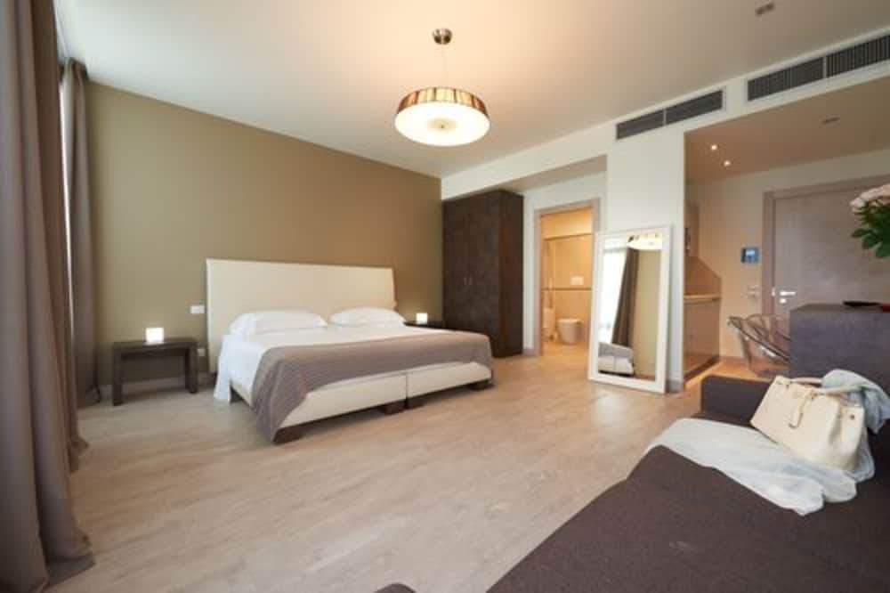 Forte16 View & Spa — Hotel rooms in Florence, Tuscany