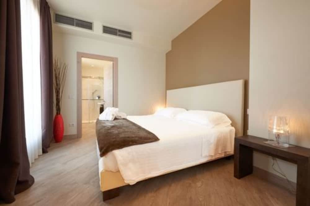 Forte16 View & Spa — Hotel rooms in Florence, Tuscany