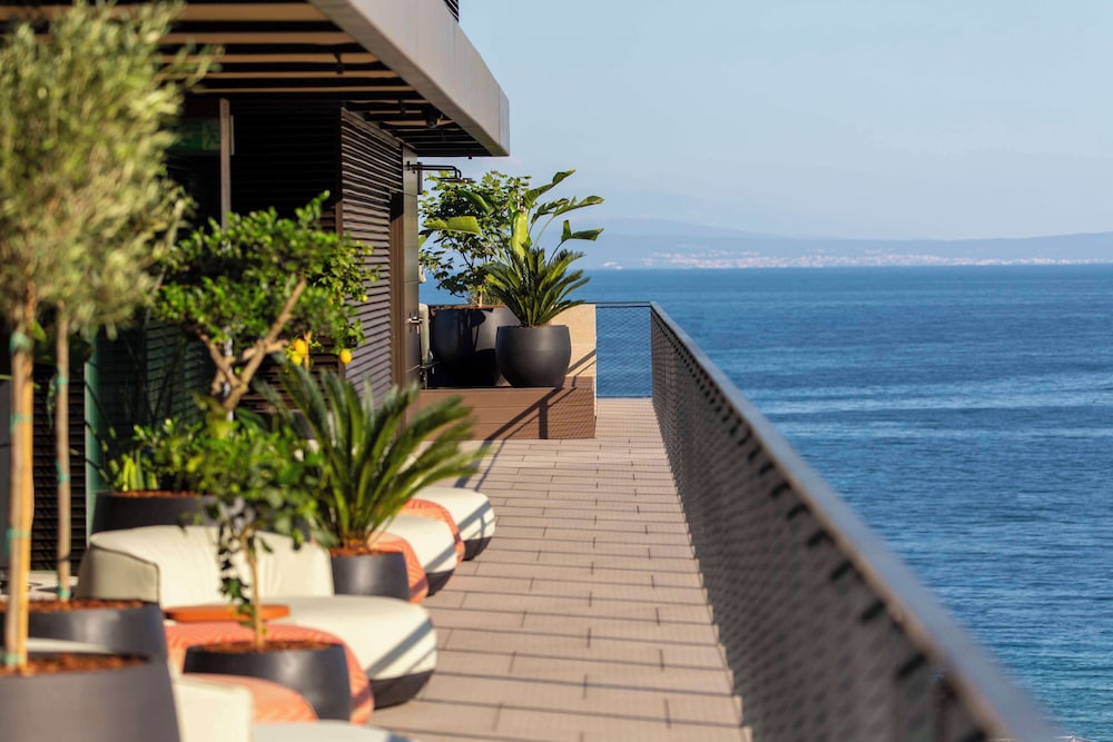 Keight Hotel Opatija, Curio Collection By Hilton - zdjęcie 3