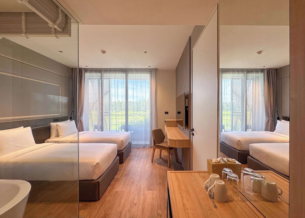 La Green Hotel & Residence — Hotel rooms in Bang Tao Beach, Phuket Province