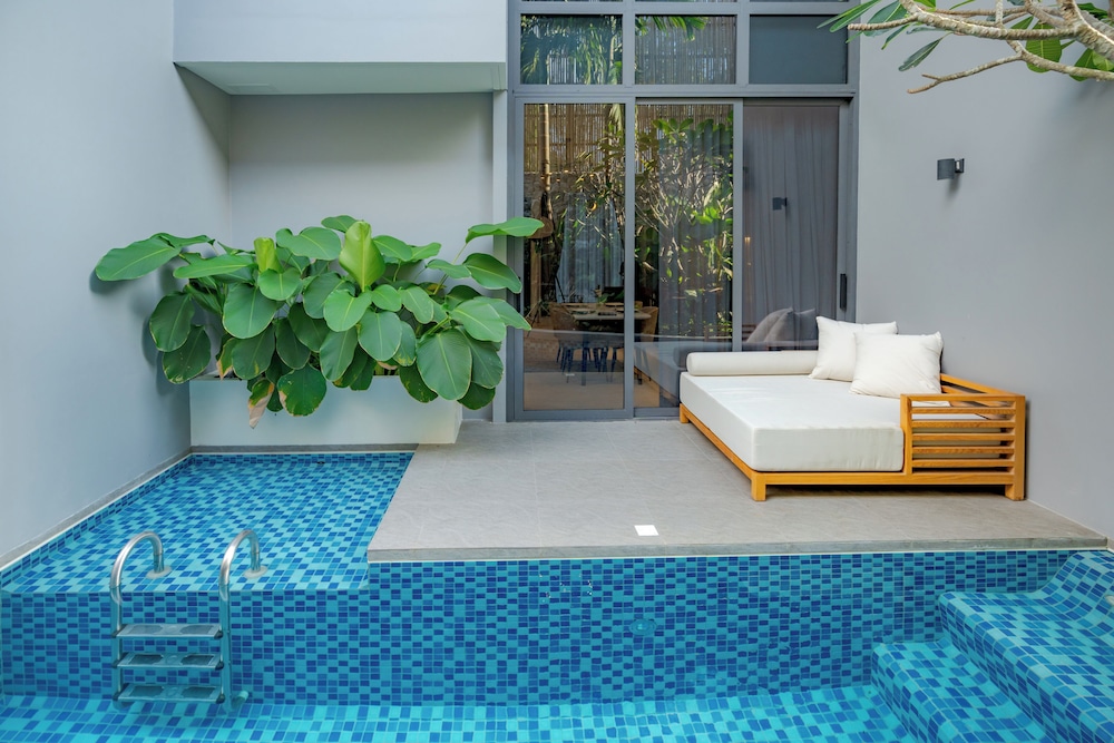 La Green Hotel & Residence — Swimming pool in Bang Tao Beach, Phuket Province