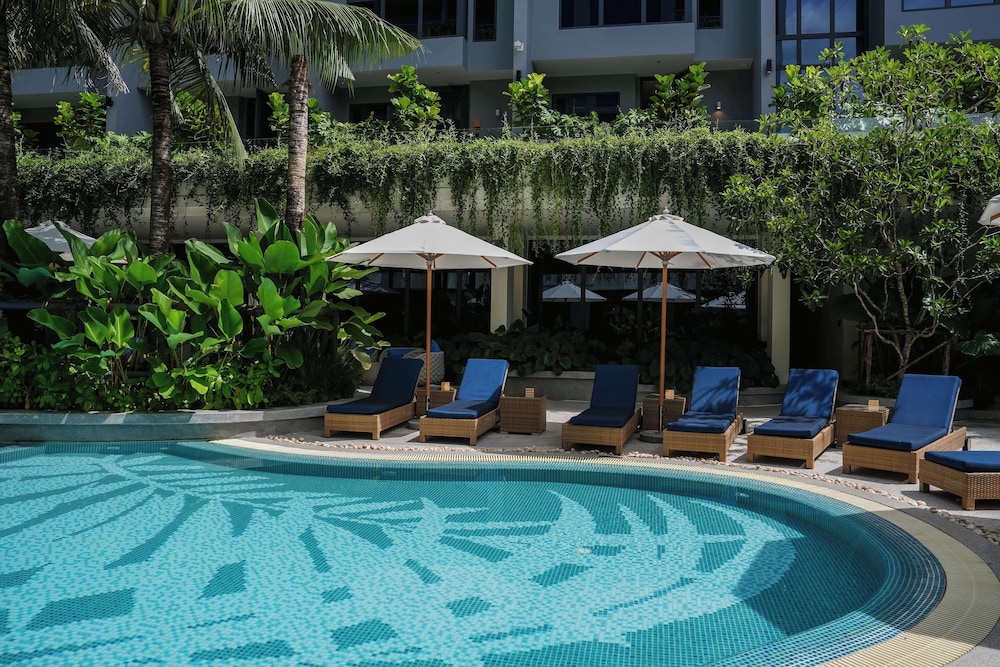 La Green Hotel & Residence — Swimming pool in Bang Tao Beach, Phuket Province