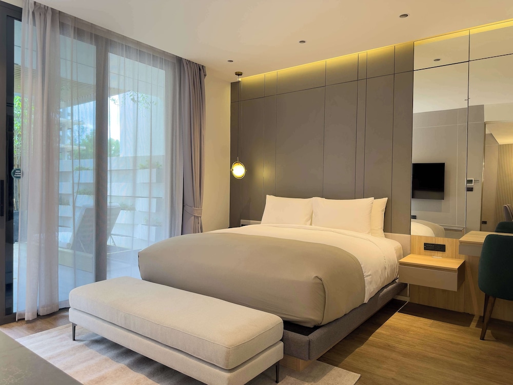 La Green Hotel & Residence — Hotel rooms in Bang Tao Beach, Phuket Province