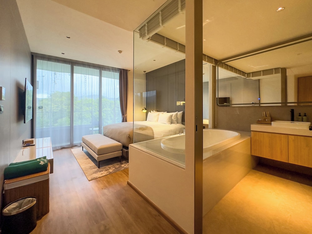 La Green Hotel & Residence — Hotel rooms in Bang Tao Beach, Phuket Province
