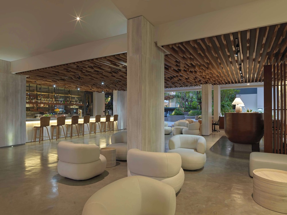 La Green Hotel & Residence — Restaurant & bars in Bang Tao Beach, Phuket Province