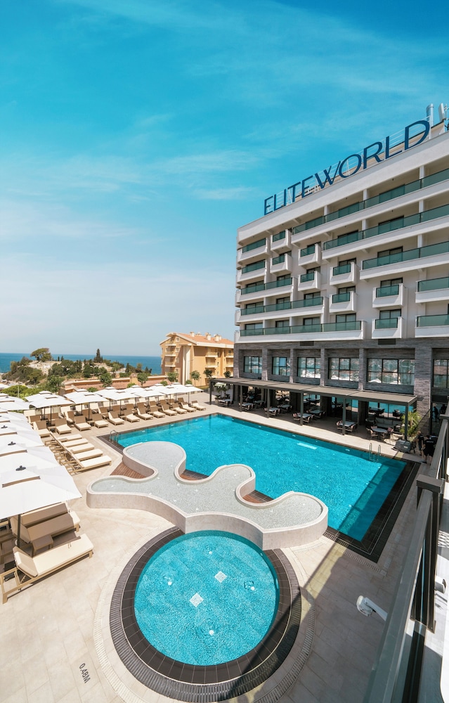 Elite World Kuşadası - zdjęcie 2