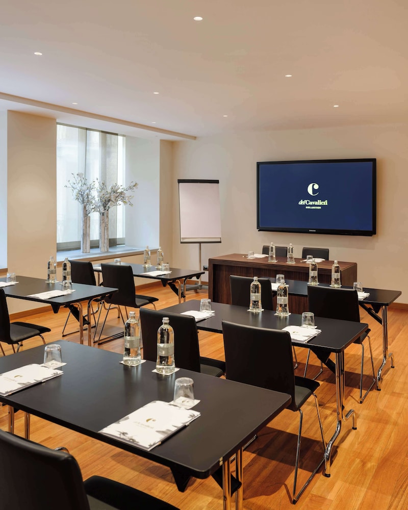 The Square Milano Duomo - Preferred Hotels & Resorts — Hotel building in Milan, Lombardy