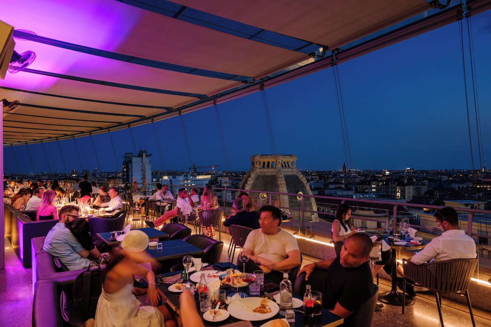 The Square Milano Duomo - Preferred Hotels & Resorts — Restaurant & bars in Milan, Lombardy