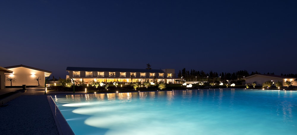 Wellness & Spa Hotel Principe di Fitalia — Swimming pool in Fanusa, Sicily