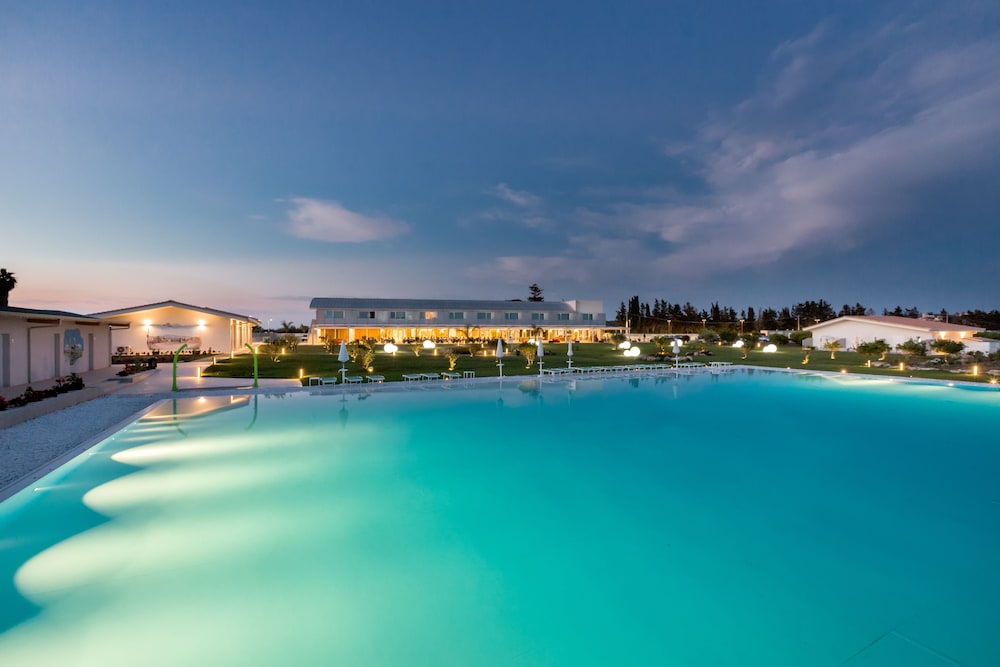 Wellness & Spa Hotel Principe di Fitalia — Swimming pool in Fanusa, Sicily