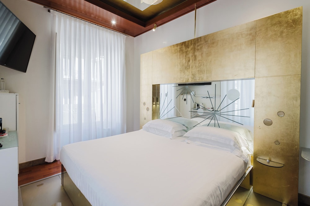 Hotel Trecento — Hotel rooms in Rome, Lazio