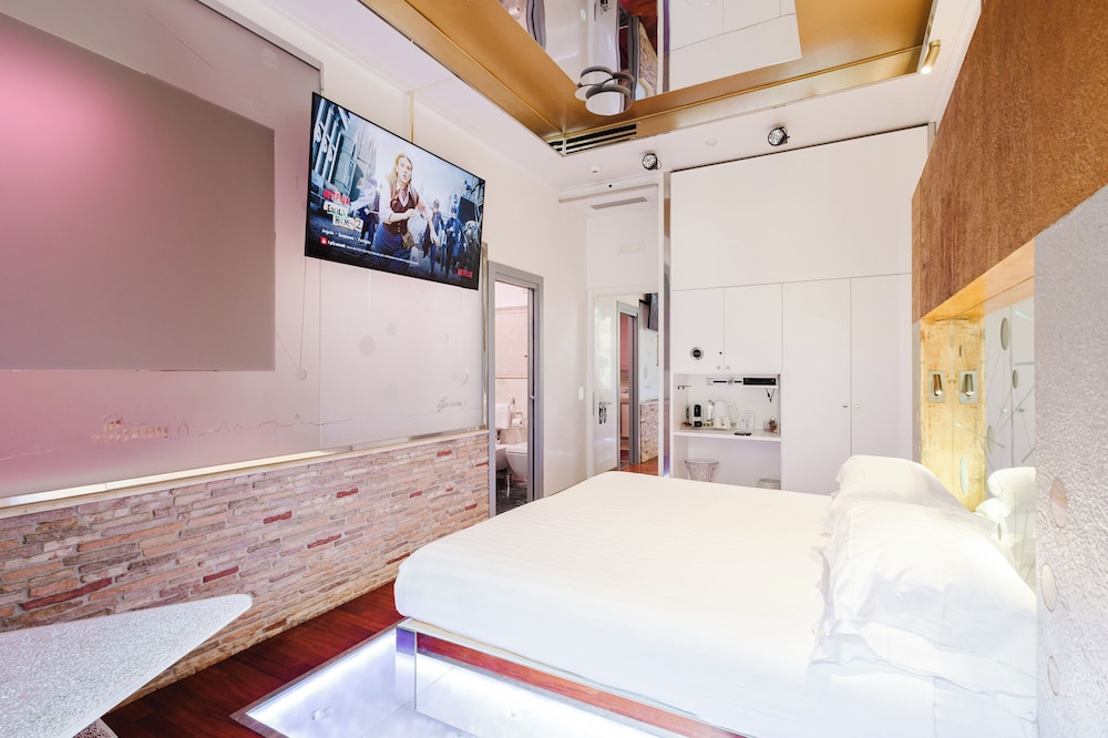 Hotel Trecento — Hotel rooms in Rome, Lazio