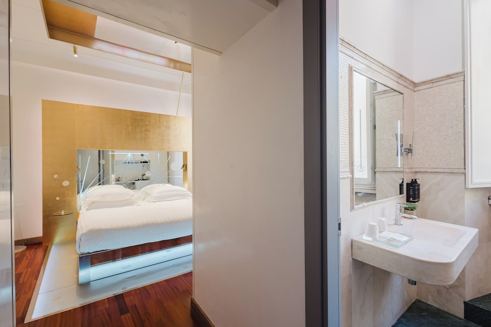 Hotel Trecento — Hotel rooms in Rome, Lazio