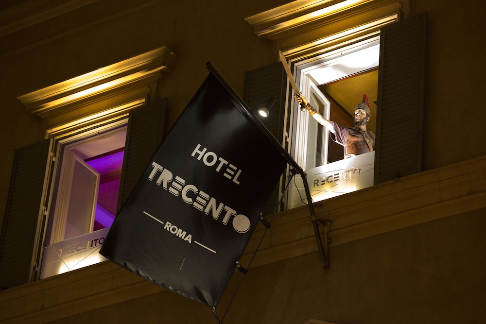 Hotel Trecento — Hotel building in Rome, Lazio