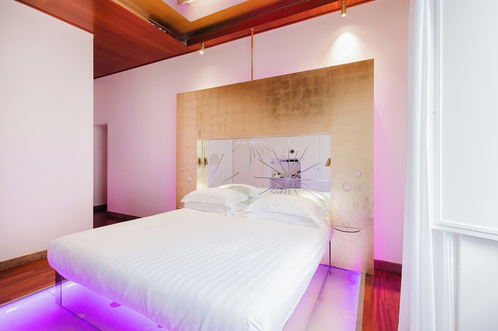 Hotel Trecento — Hotel rooms in Rome, Lazio
