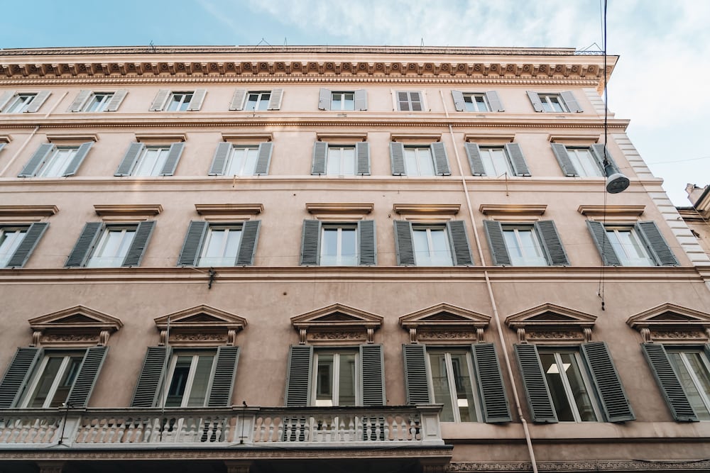 Hotel Trecento — Hotel building in Rome, Lazio