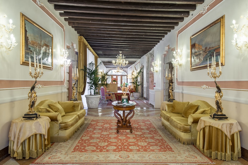 Hotel Ai Cavalieri di Venezia — Hotel building in Venice, Veneto