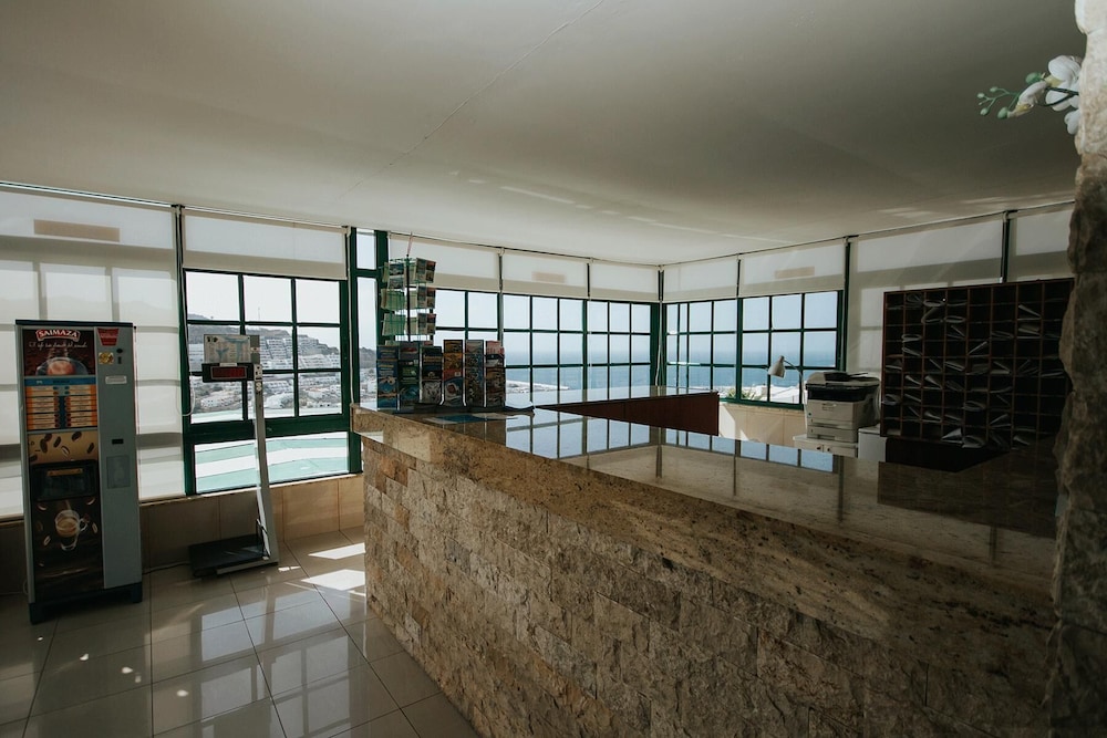 Servatur Montebello — Hotel building in Puerto Rico, Canary Islands