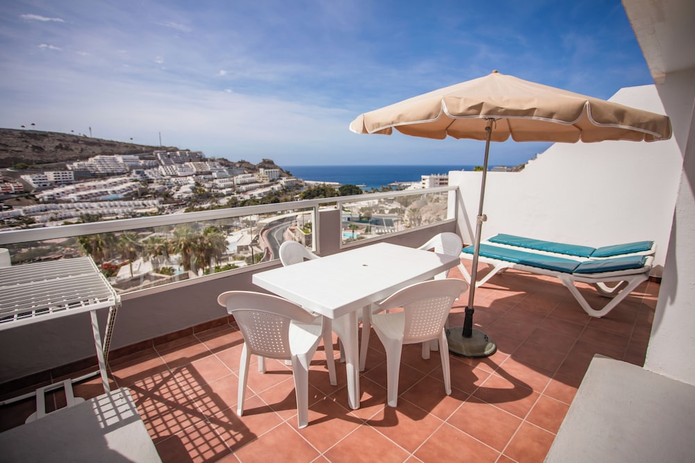 Servatur Montebello — Hotel rooms in Puerto Rico, Canary Islands