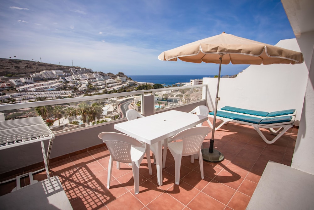 Servatur Montebello — Hotel rooms in Puerto Rico, Canary Islands