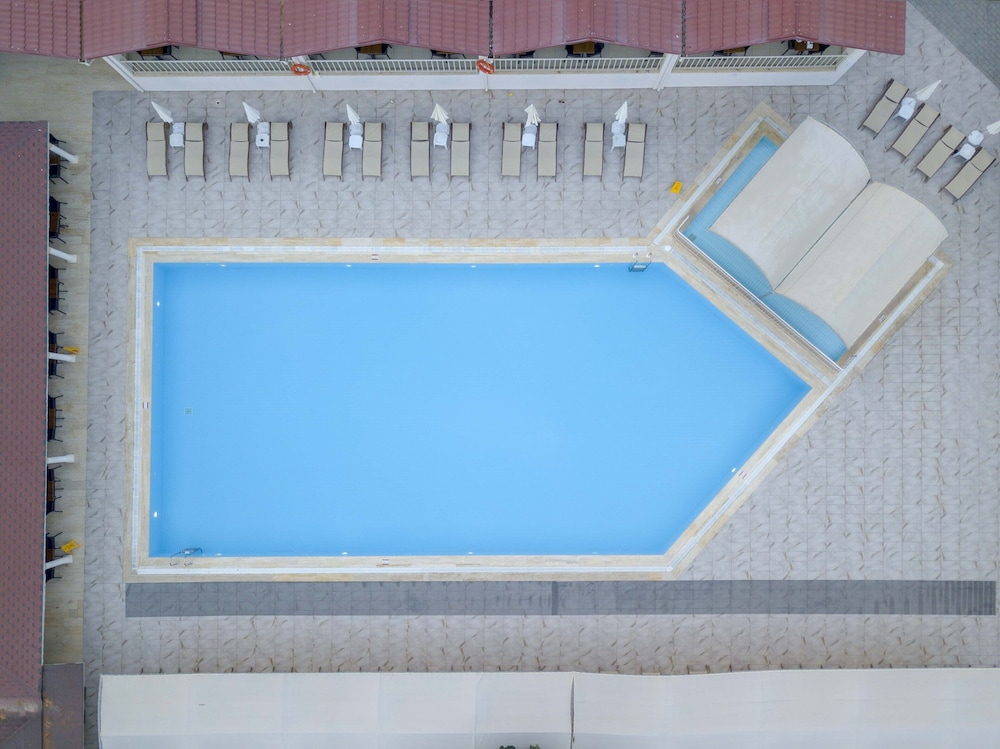 Armas Green Fugla Beach - All Inclusive — Swimming pool in Alanya
