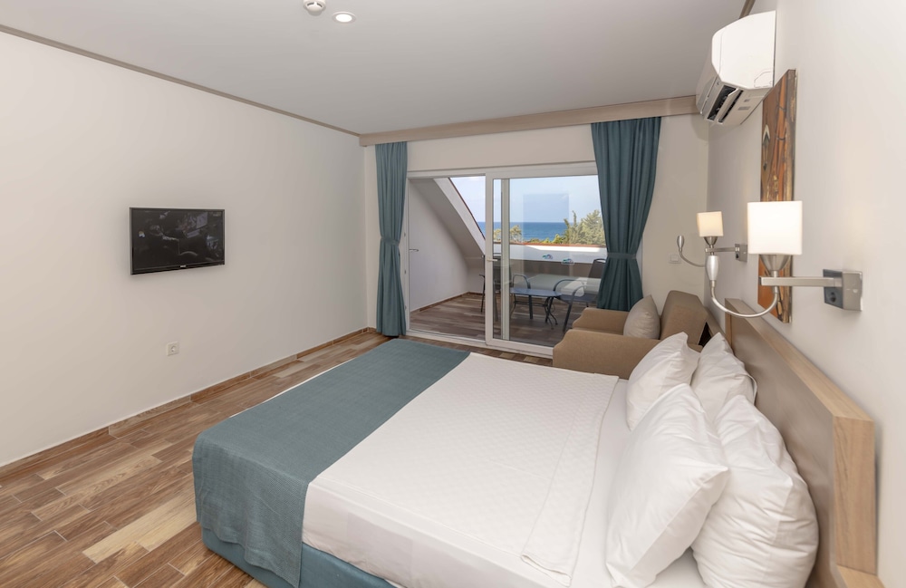 Armas Green Fugla Beach - All Inclusive — Hotel rooms in Alanya