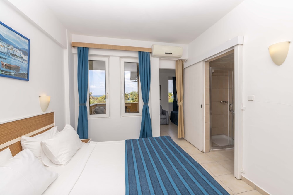 Armas Green Fugla Beach - All Inclusive — Hotel rooms in Alanya
