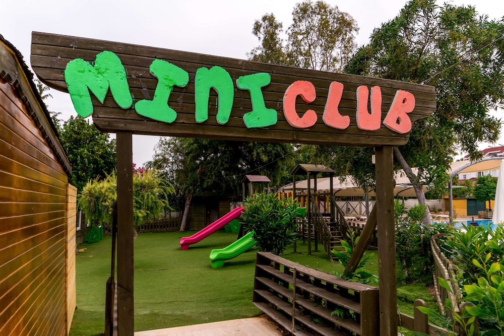 Armas Green Fugla Beach - All Inclusive — Sports & recreation in Alanya