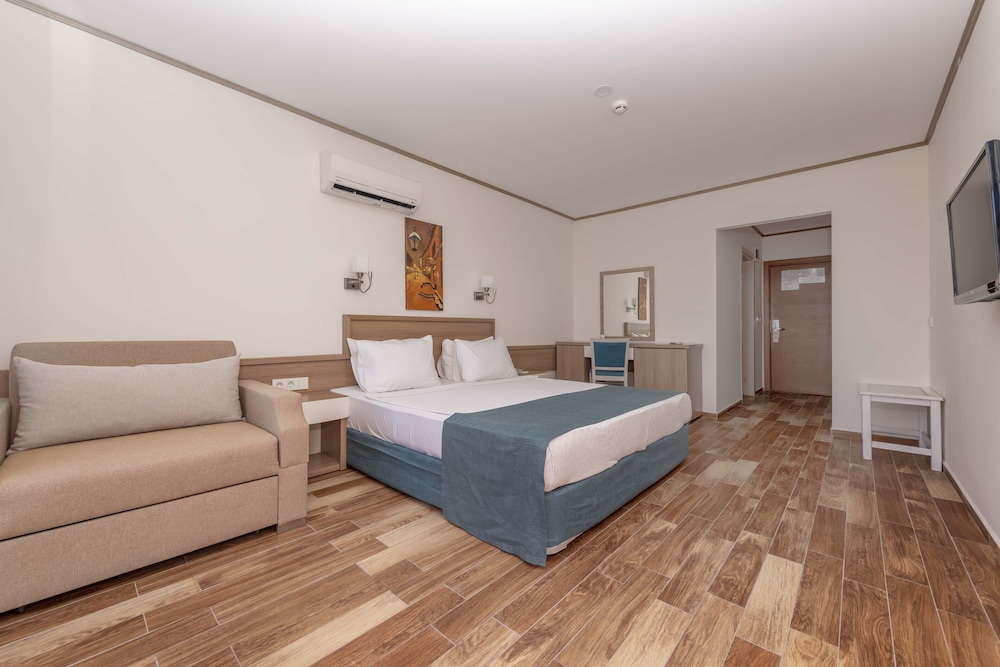 Armas Green Fugla Beach - All Inclusive — Hotel rooms in Alanya