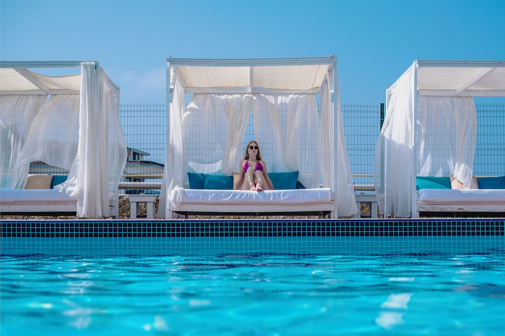 Michell Hotel - Adults Only - All Inclusive — Swimming pool in Alanya