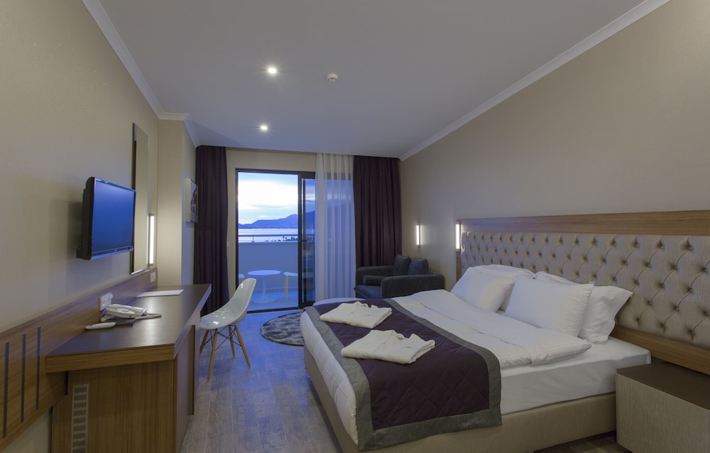 Michell Hotel - Adults Only - All Inclusive — Hotel rooms in Alanya