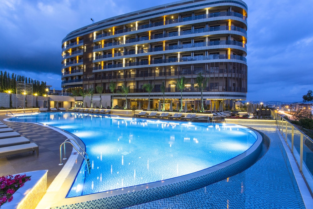 Michell Hotel - Adults Only - All Inclusive — Swimming pool in Alanya