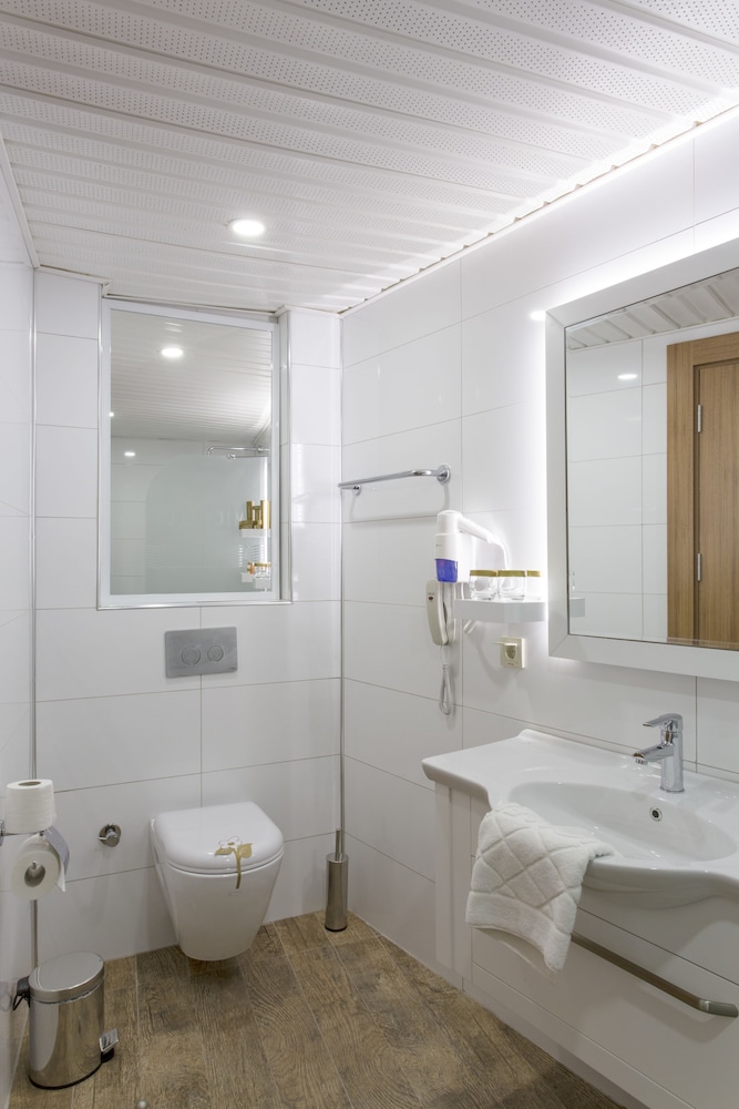 Michell Hotel - Adults Only - All Inclusive — Hotel rooms in Alanya