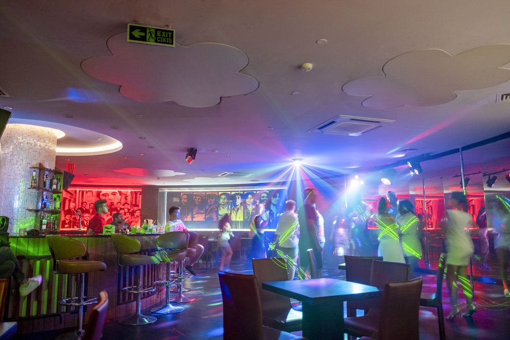 Michell Hotel - Adults Only - All Inclusive — Restaurant & bars in Alanya