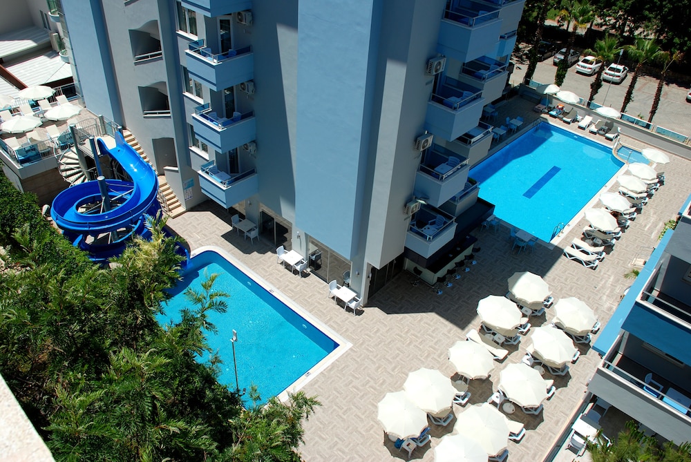 Kleopatra Ramira Hotel - All Inclusive — Swimming pool in Alanya