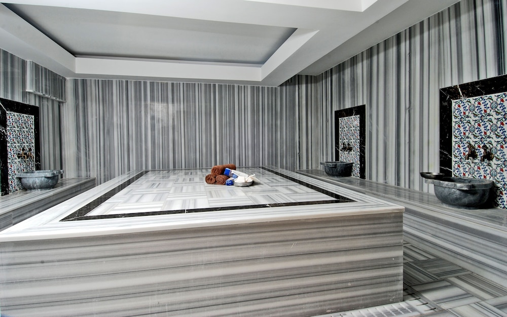 Kleopatra Ramira Hotel - All Inclusive — Hotel rooms in Alanya