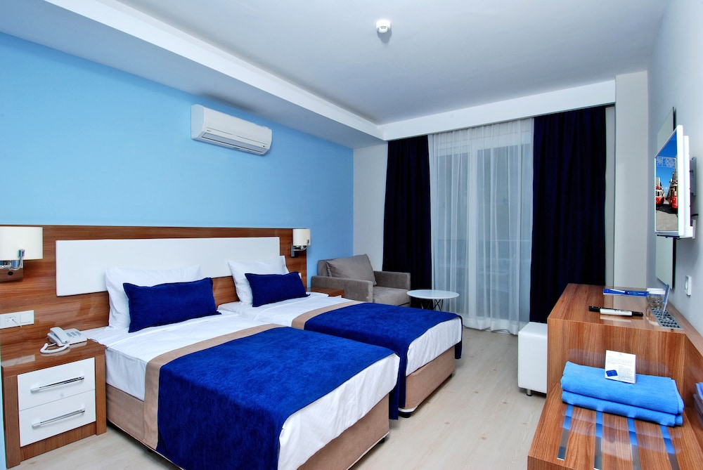 Kleopatra Ramira Hotel - All Inclusive — Hotel rooms in Alanya