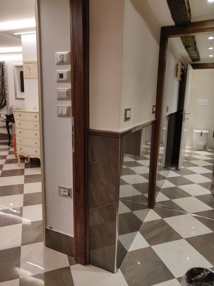 Hotel Ca Marinella — Hotel rooms in Venice, Veneto