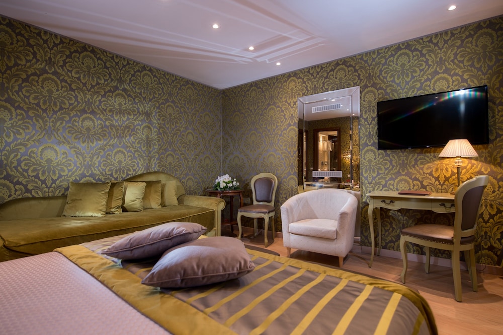 Hotel Ca Marinella — Hotel rooms in Venice, Veneto