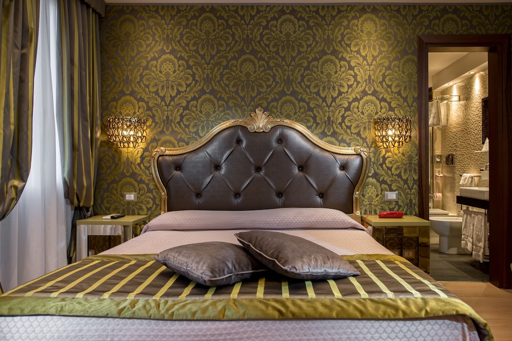 Hotel Ca Marinella — Hotel rooms in Venice, Veneto