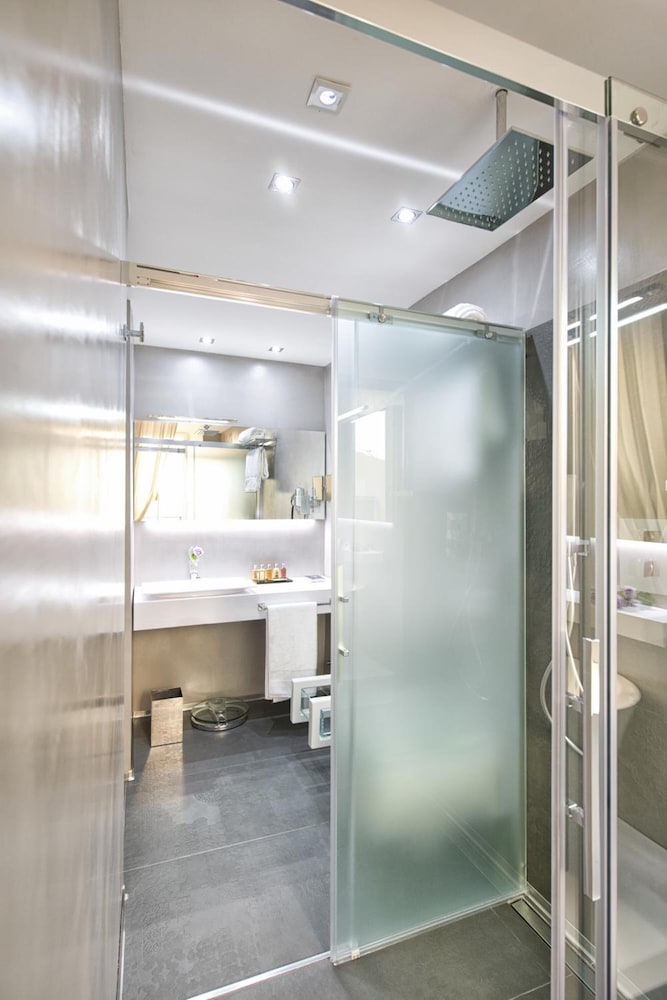 Domus Libera — Hotel rooms in Rome, Lazio