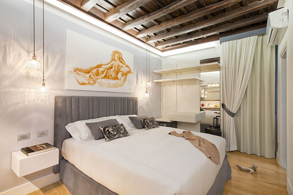 Domus Libera — Hotel rooms in Rome, Lazio