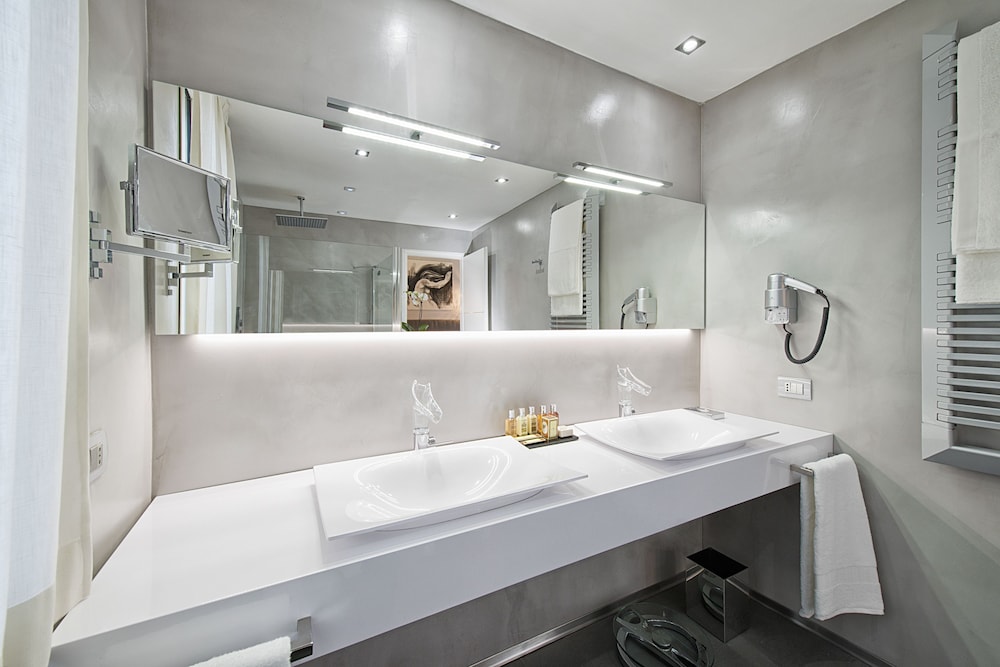 Domus Libera — Hotel rooms in Rome, Lazio