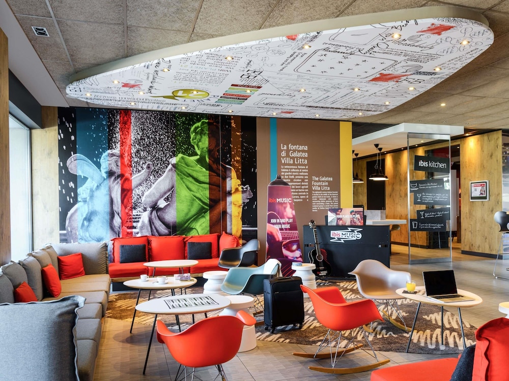 Ibis Milano Fiera — Restaurant & bars in Lainate, Lombardy