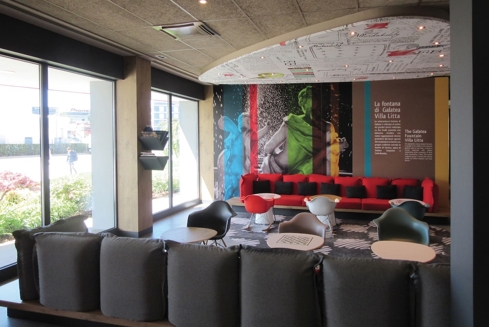 Ibis Milano Fiera — Restaurant & bars in Lainate, Lombardy