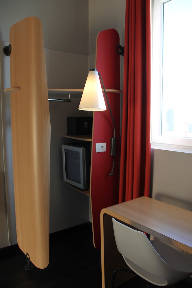 Ibis Milano Fiera — Hotel rooms in Lainate, Lombardy