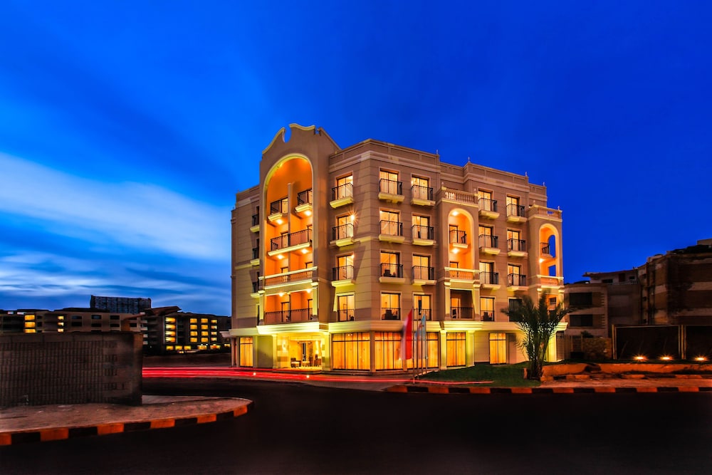 JAZ Neo Ivory — Hotel building in Hurghada, Red Sea