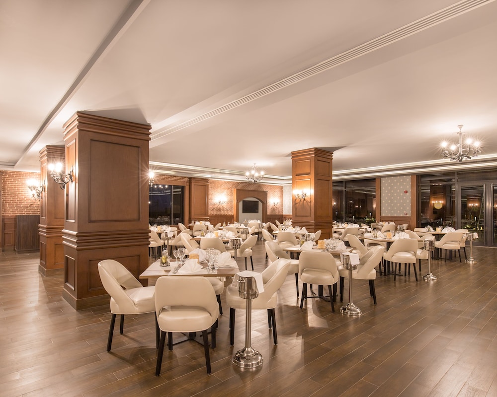 Pickalbatros Laguna Club Resort Sharm El Sheikh — Restaurant & bars in Sharm El Sheikh, Red Sea