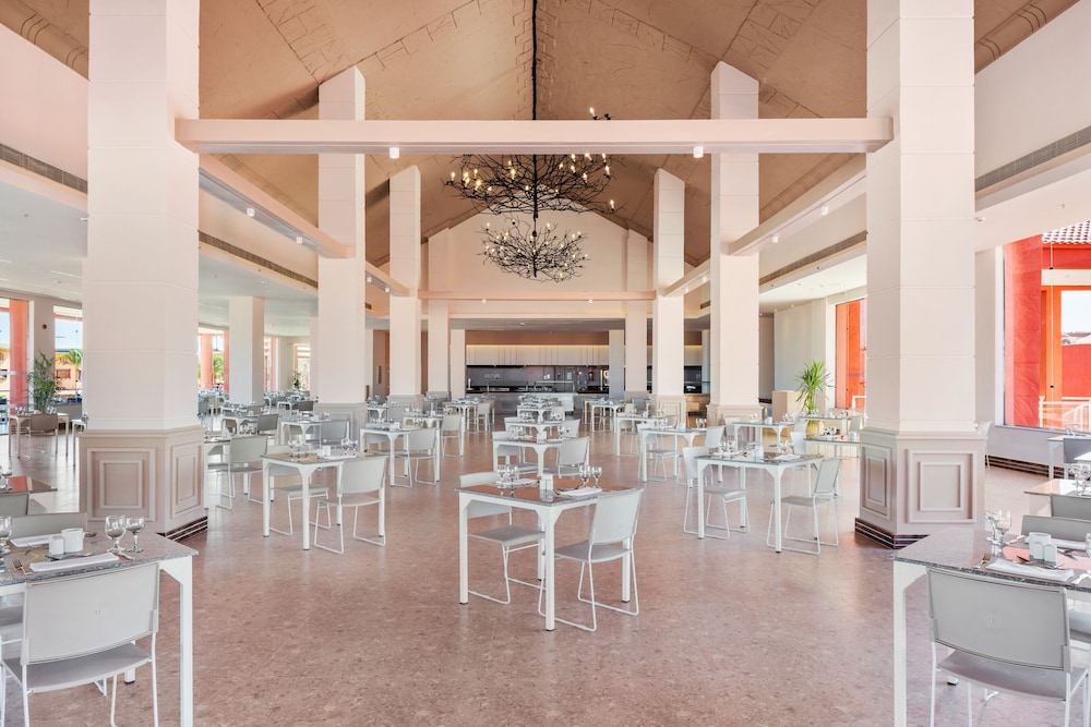 Pickalbatros Laguna Club Resort Sharm El Sheikh — Restaurant & bars in Sharm El Sheikh, Red Sea